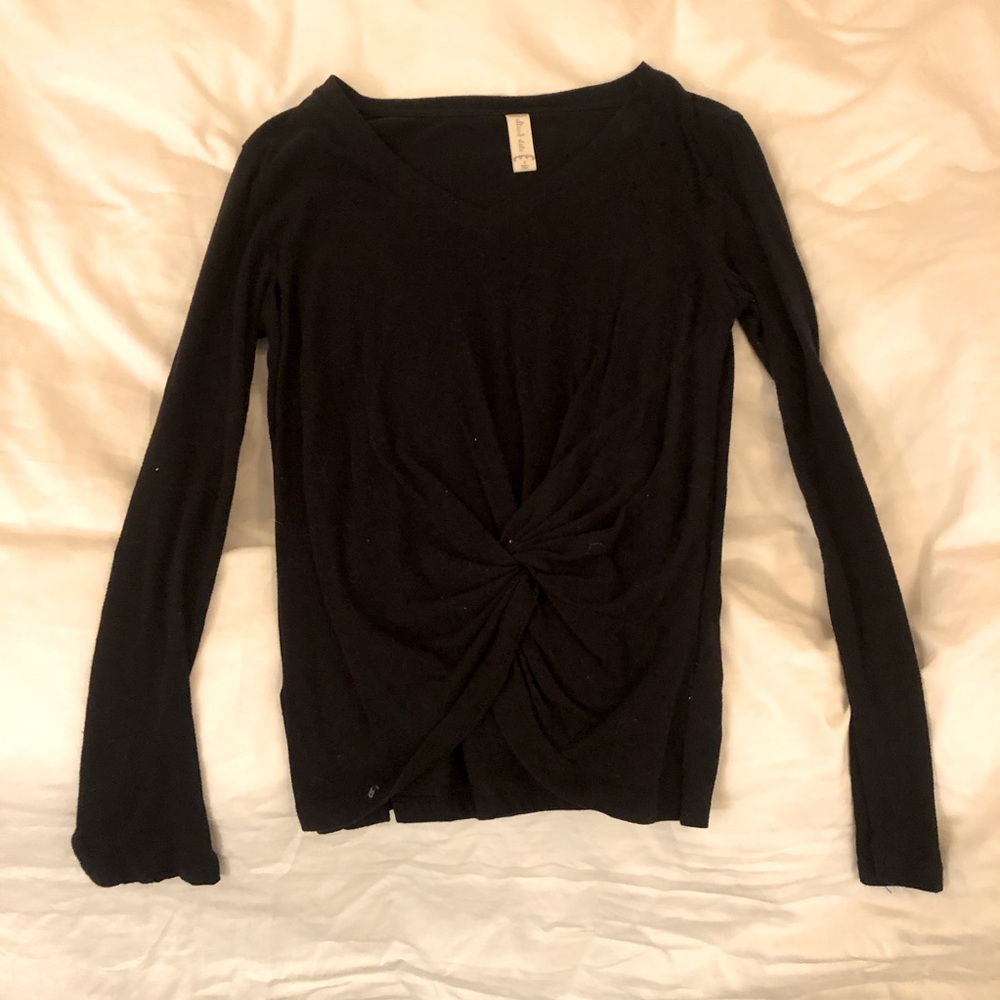 Black long sleeve small